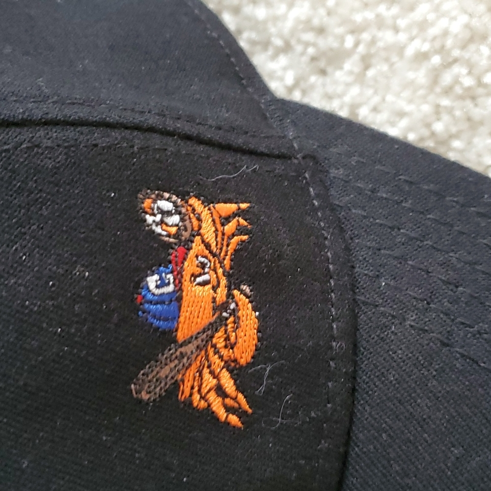 Hat - Picture 2 of 4
